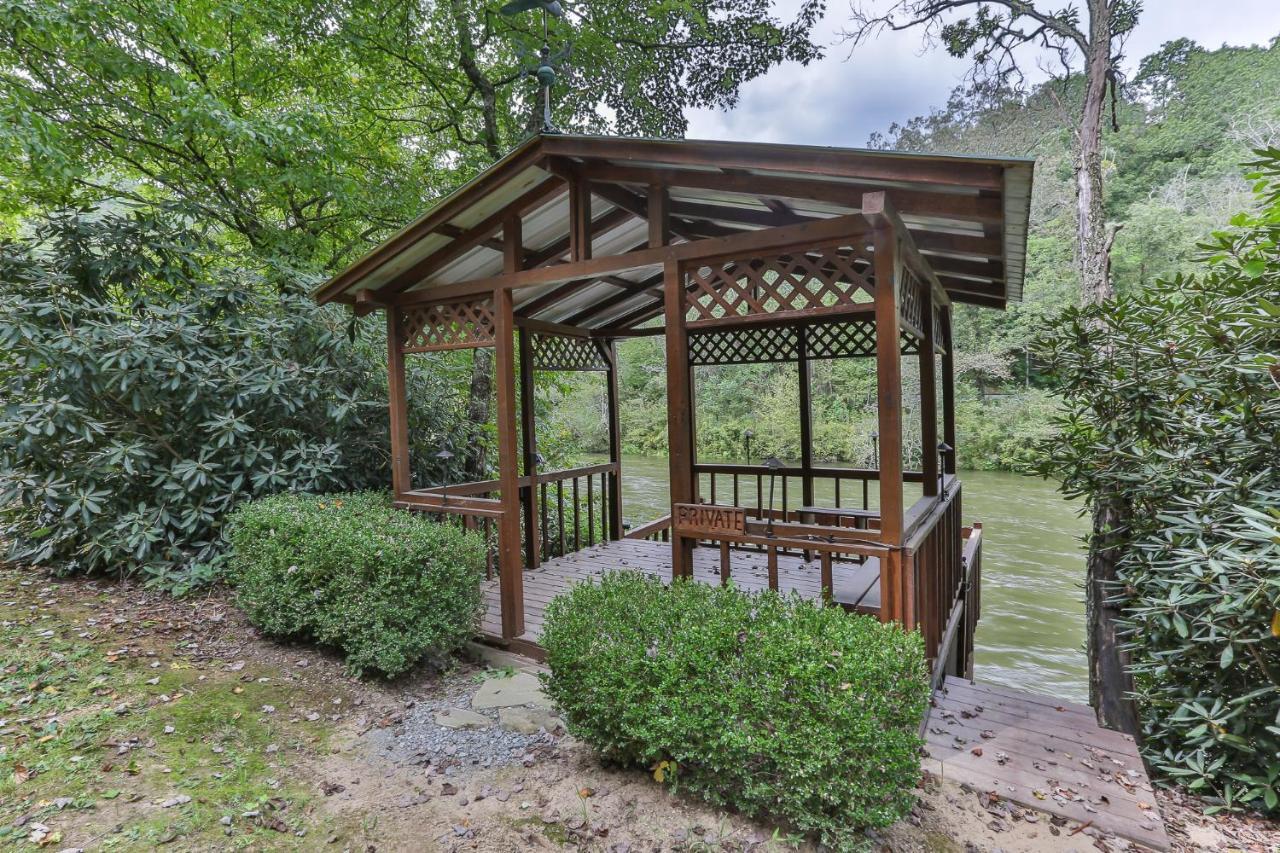 Heaven On The Toccoa Where You Will Enjoy The Sites And Sounds Of The Toccoa River Mineral Bluff 외부 사진