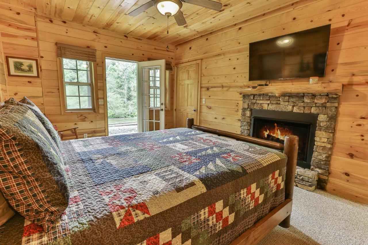 Heaven On The Toccoa Where You Will Enjoy The Sites And Sounds Of The Toccoa River Mineral Bluff 외부 사진